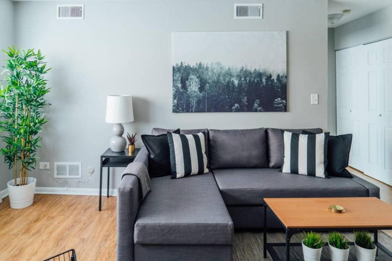 1Br Stylish Apartment, Perfect For Getaway - Oakdale 201 シカゴ エクステリア 写真