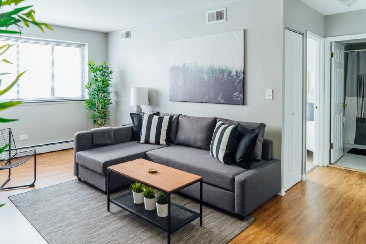 1Br Stylish Apartment, Perfect For Getaway - Oakdale 201 シカゴ エクステリア 写真